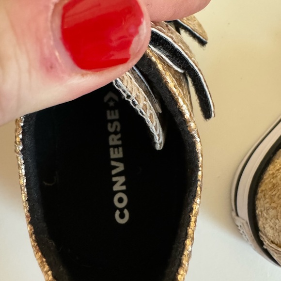 Baby glittery converse size 5 - Picture 4 of 6